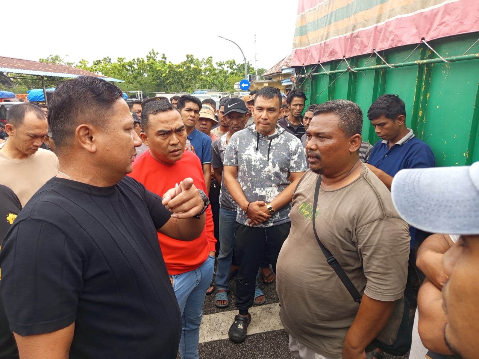 Gerak Cepat, Tim Polres Bengkalis Ajak Mediasi Perwakilan Supir Pelabuhan Bengkalis